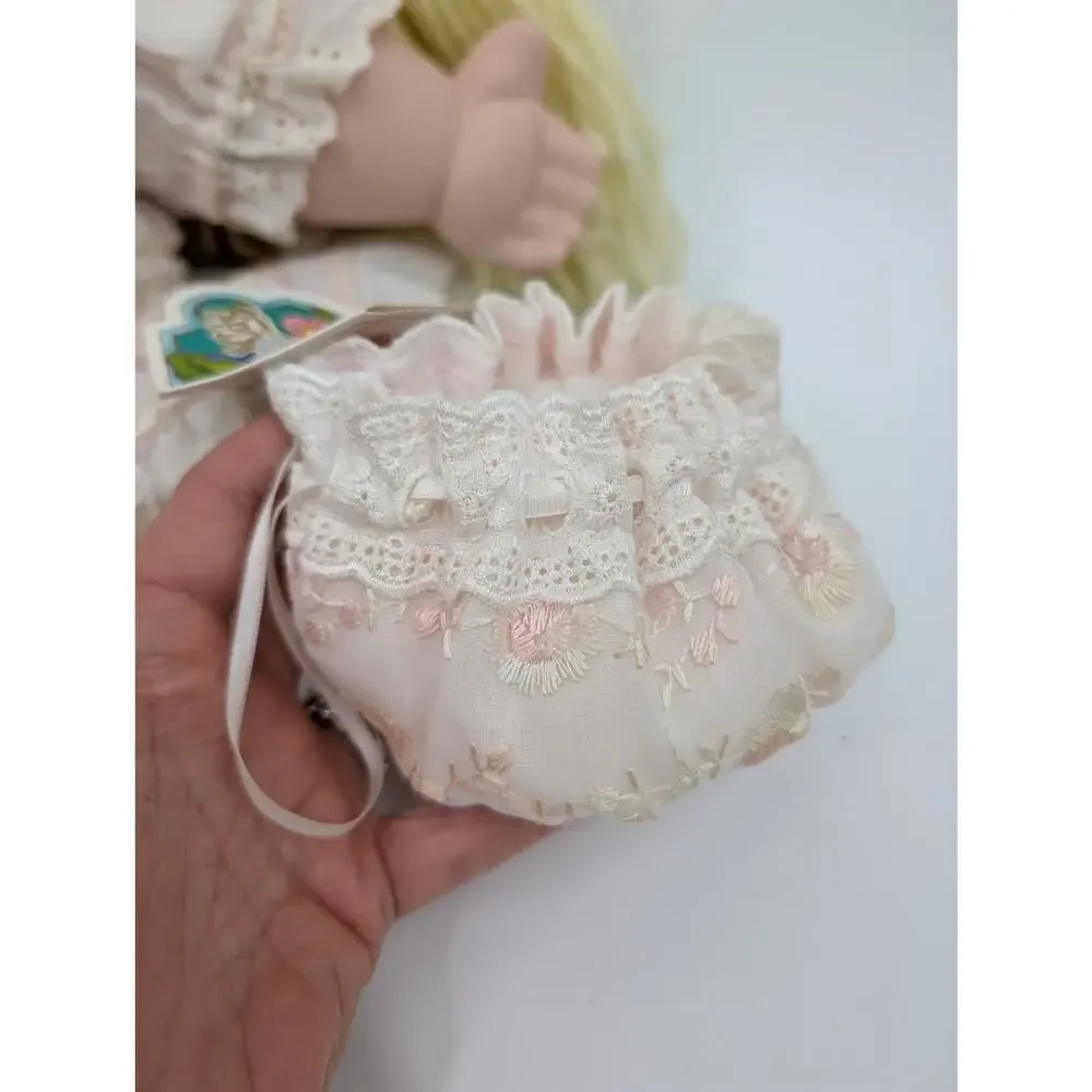Cabbage Patch Kids 1985 Porcelain Collection Leslie Ellen With Tags/Adoption **